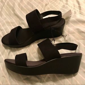 NWT Strappy Wedge Heels 2000s
